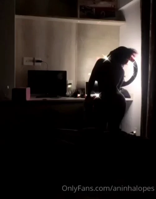 Vídeo fresquinho do OnlyFans da Aninha Lopes! Vídeo fresquinho do OnlyFans da Aninha Lopes!