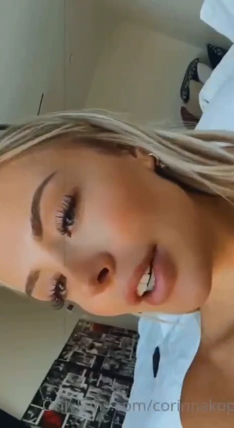 Corinna Kopf, uma delícia famosa e super sexy Corinna Kopf, uma delícia famosa e super sexy