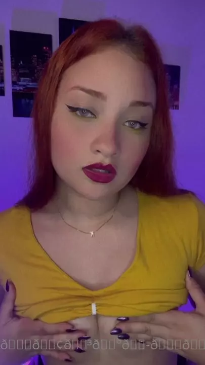 Dá uma olhada nos peitos maravilhosos da Karol Alvarado! Dá uma olhada nos peitos maravilhosos da Karol Alvarado!