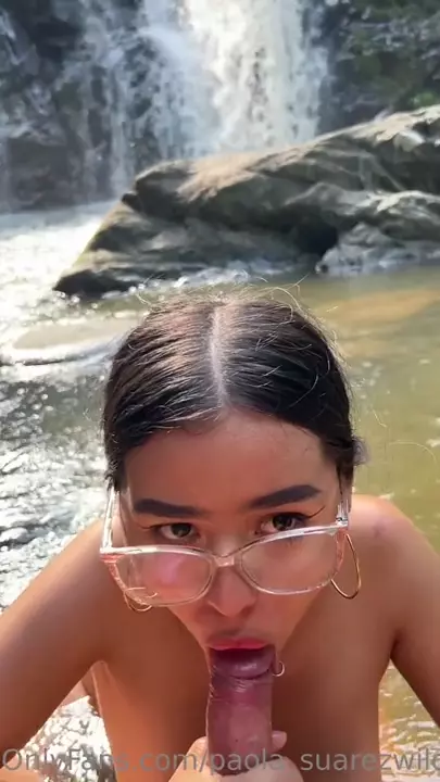 Paola Suarez no OnlyFans, se divertindo na cachoeira com os boys Paola Suarez no OnlyFans, se divertindo na cachoeira com os boys