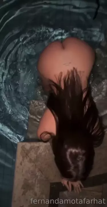 Na hidro, a Fernanda Mota fez um vídeo bem ousado, nua! Na hidro, a Fernanda Mota fez um vídeo bem ousado, nua!