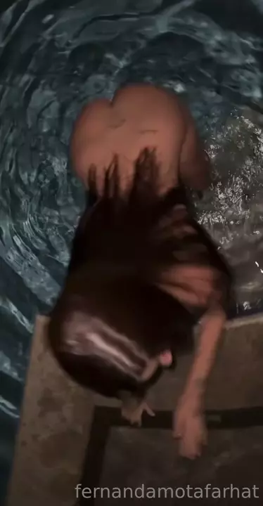 Na hidro, a Fernanda Mota fez um vídeo bem ousado, nua! Na hidro, a Fernanda Mota fez um vídeo bem ousado, nua!