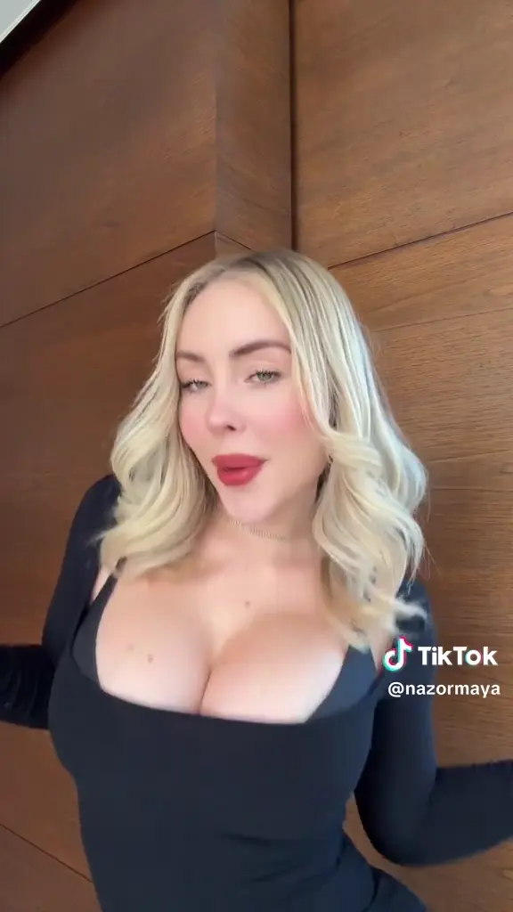 Maya Nazor dando um show no TikTok Maya Nazor dando um show no TikTok