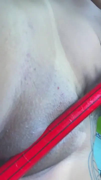 Kinha Souza, toda ousada, com a calcinha ressaltando a pepeca Kinha Souza, toda ousada, com a calcinha ressaltando a pepeca