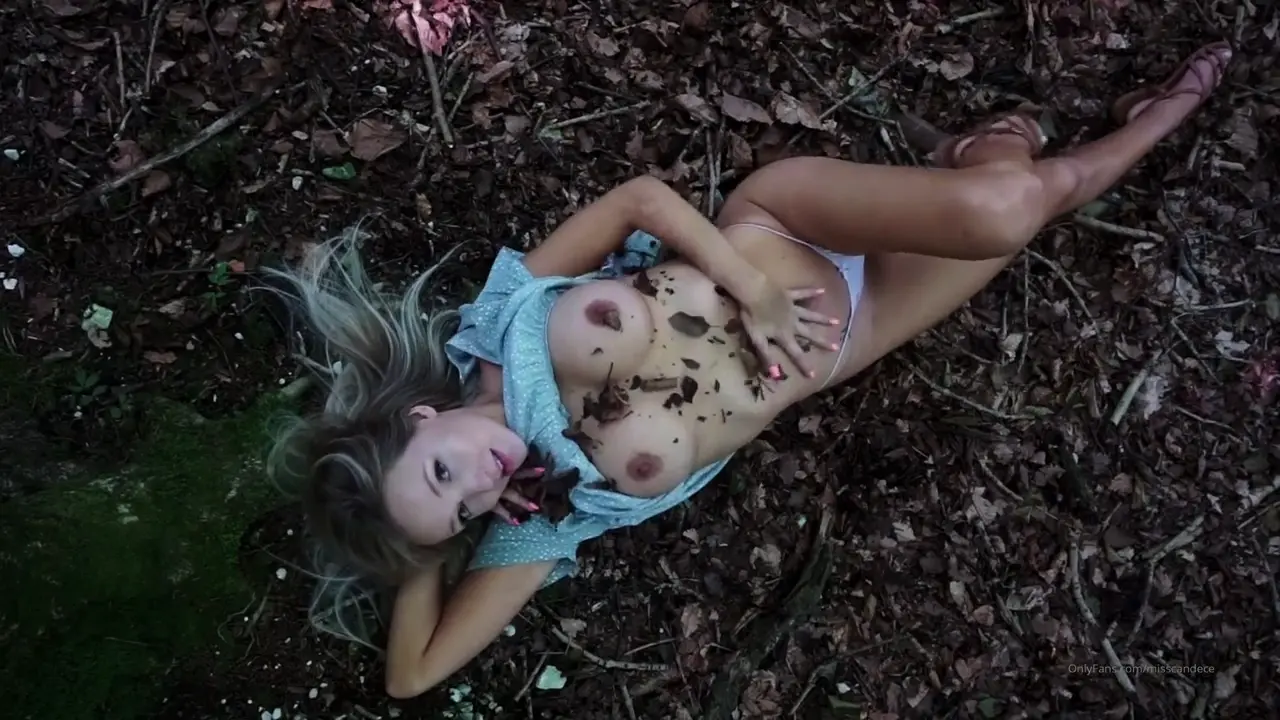Candece no vídeo hot do OnlyFans, se jogando na diversão ao ar livre! Candece no vídeo hot do OnlyFans, se jogando na diversão ao ar livre!
