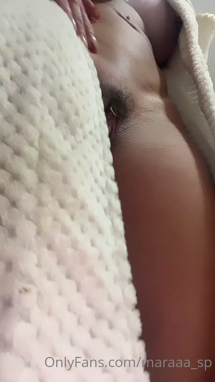 Linda MaraaSp exibindo o bundão lindo e empinado Linda MaraaSp exibindo o bundão lindo e empinado