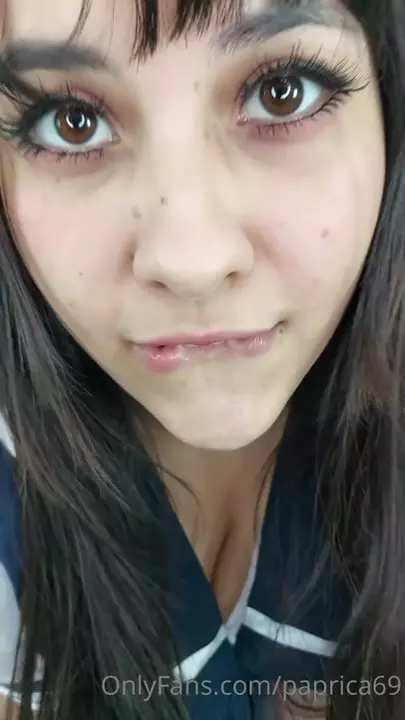 Papo reto, vídeo irresistível com uma morena novinha se tocando! Papo reto, vídeo irresistível com uma morena novinha se tocando!