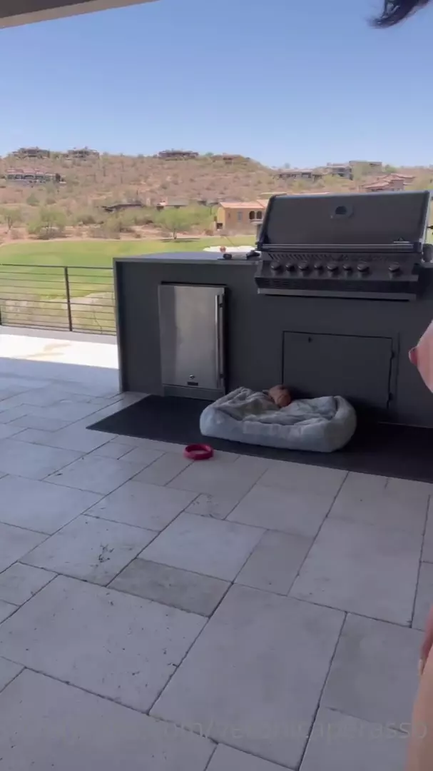 Verônica Perasso se despindo e se divertindo sozinha Verônica Perasso se despindo e se divertindo sozinha