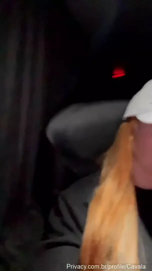 Deliciosa Jessica Patez se divertindo com a siririca Deliciosa Jessica Patez se divertindo com a siririca